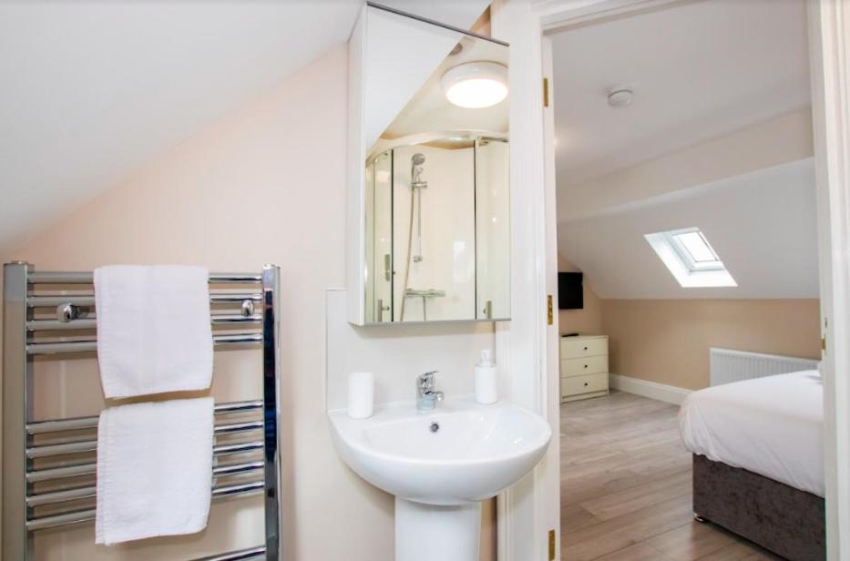 Quay 8 Bed & Breakfast Londonderry Dış mekan fotoğraf