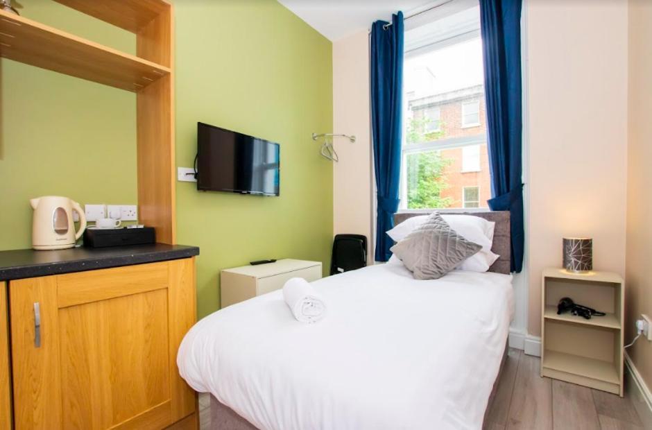 Quay 8 Bed & Breakfast Londonderry Dış mekan fotoğraf